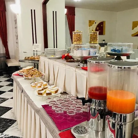 Master Hotel 3*