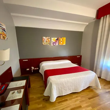 Ξενοδοχείο Master