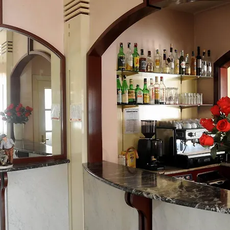 Master Hotel 3*