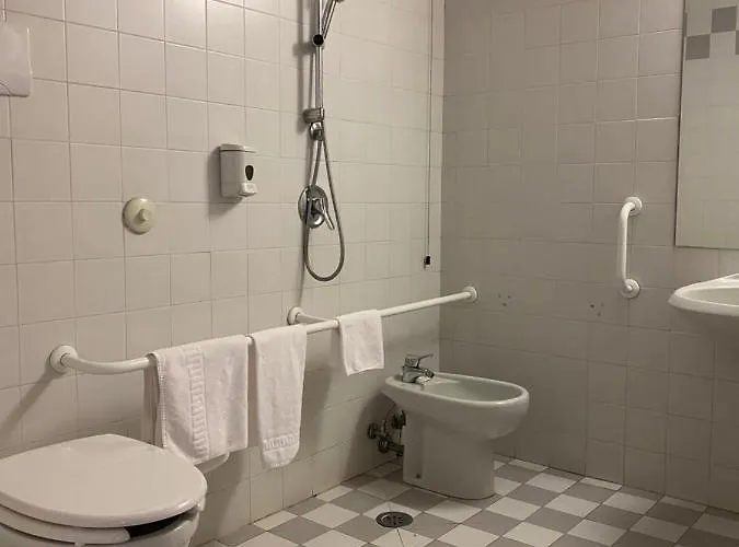 Отель Master Альбиньясего